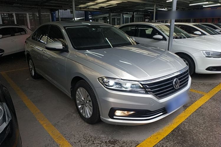 Used Volkswagen Lavida 2019 1.5L Automatic Comfort Edition China VI Standard Front Right 45 Deg