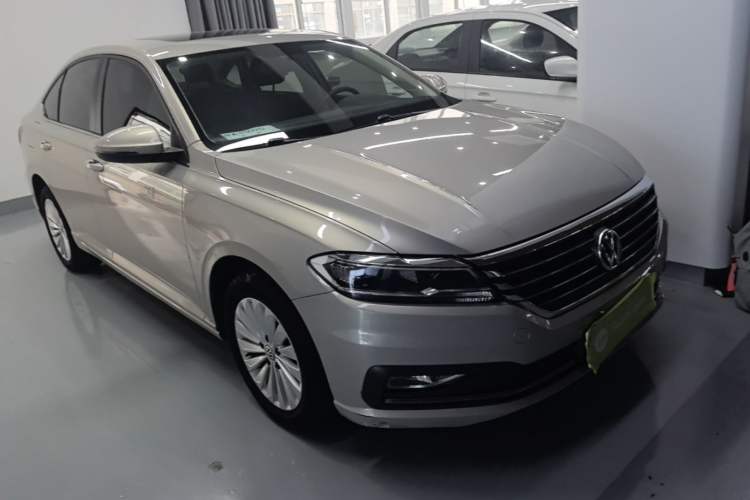 Used Volkswagen Lavida 2019 280TSI DSG Comfort Edition China VI standard Front Right 45 Deg