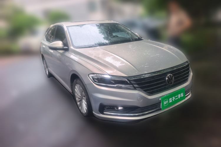 Used Volkswagen Lavida 2019 1.5L Automatic Comfort Edition China VI Standard Front Right 45 Deg