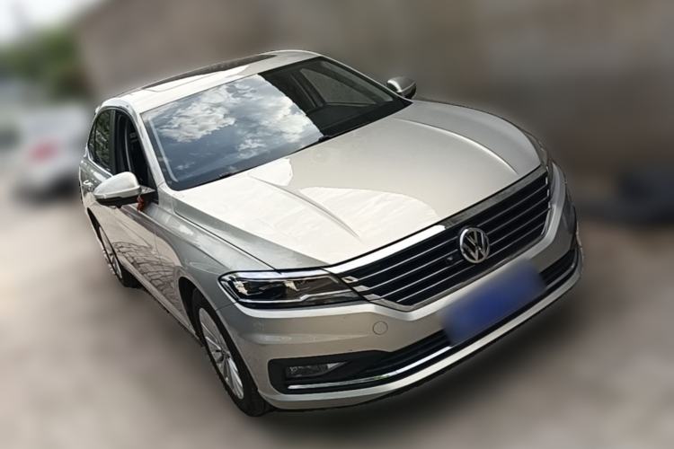 Used Volkswagen Lavida 2019 1.5L Automatic Comfort Edition China VI Standard Front Right 45 Deg