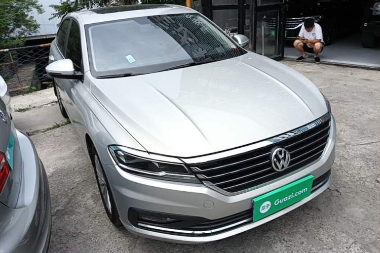 Used Volkswagen Lavida 2019 1.5L Automatic Vision Edition China VI Standard Front Right 45 Deg