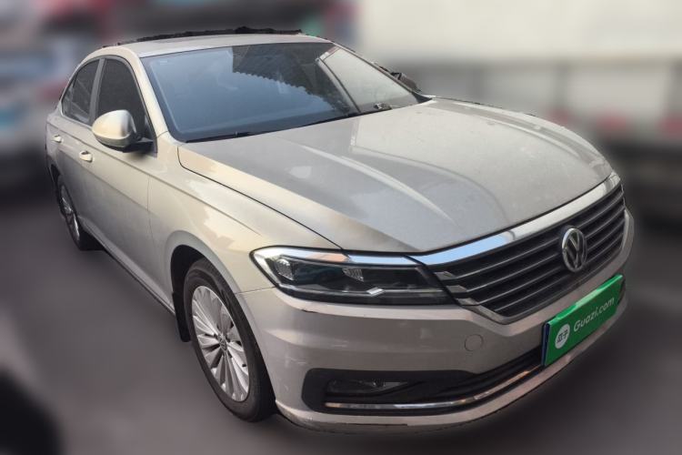 Used Volkswagen Lavida 2019 1.5L Automatic Comfort Edition China VI Standard Front Right 45 Deg