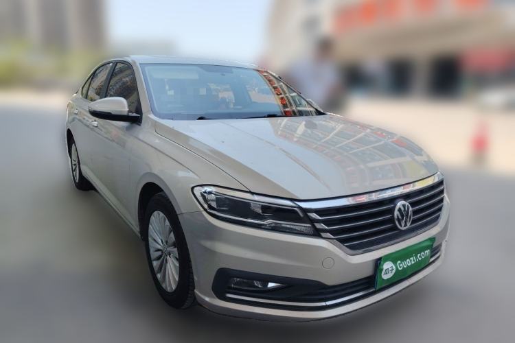 Used Volkswagen Lavida 2019 1.5L Automatic Comfort Edition China VI Standard Front Right 45 Deg