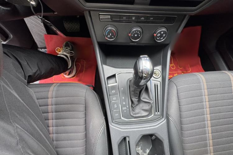 Used Volkswagen Lavida 2019 280TSI DSG Comfort Edition China VI standard Gear Lever