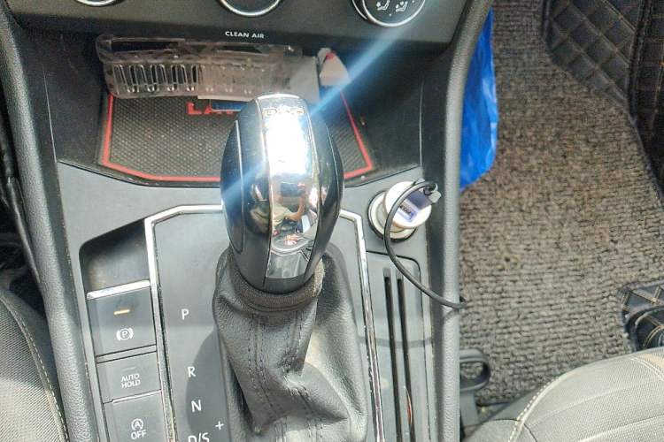 Used Volkswagen Lavida 2019 280TSI DSG Comfort Edition China VI standard Gear Lever