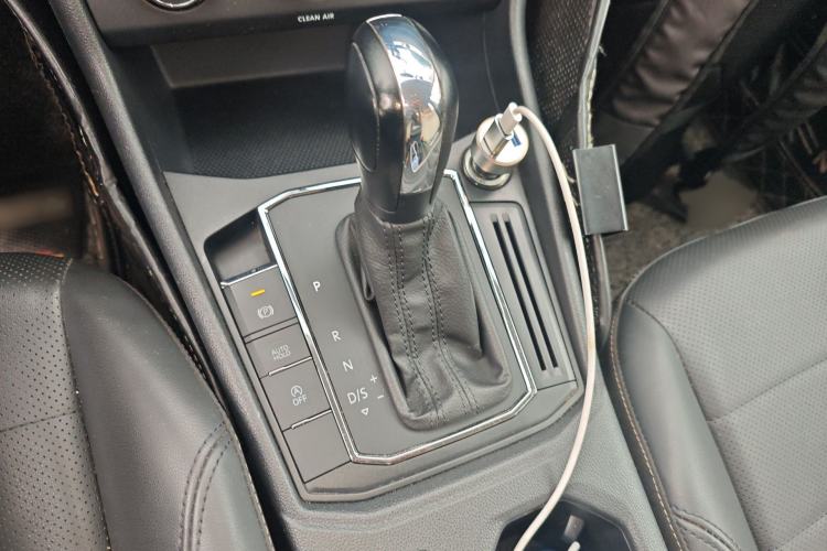 Used Volkswagen Lavida 2019 1.5L Automatic Comfort Edition China VI Standard Gear Lever
