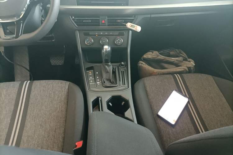 Used Volkswagen Lavida 2019 1.5L Automatic Comfort Edition China VI Standard Gear Lever