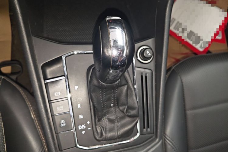 Used Volkswagen Lavida 2019 1.5L Automatic Comfort Edition China VI Standard Gear Lever