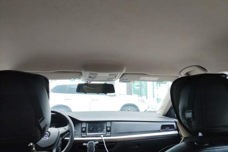 Used Volkswagen Lavida 2019 1.5L Automatic Fashion Edition China VI Headliner