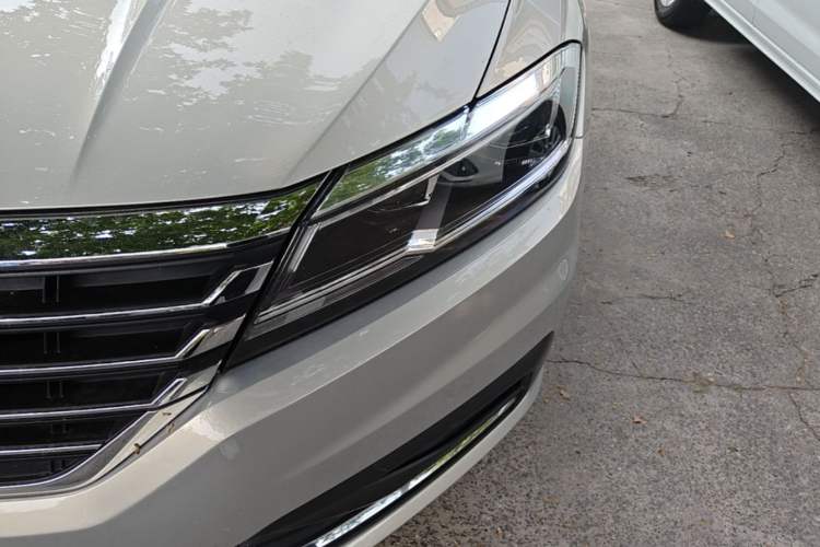 Used Volkswagen Lavida 2019 1.5L Automatic Comfort Edition China VI Standard Left Front Headlight