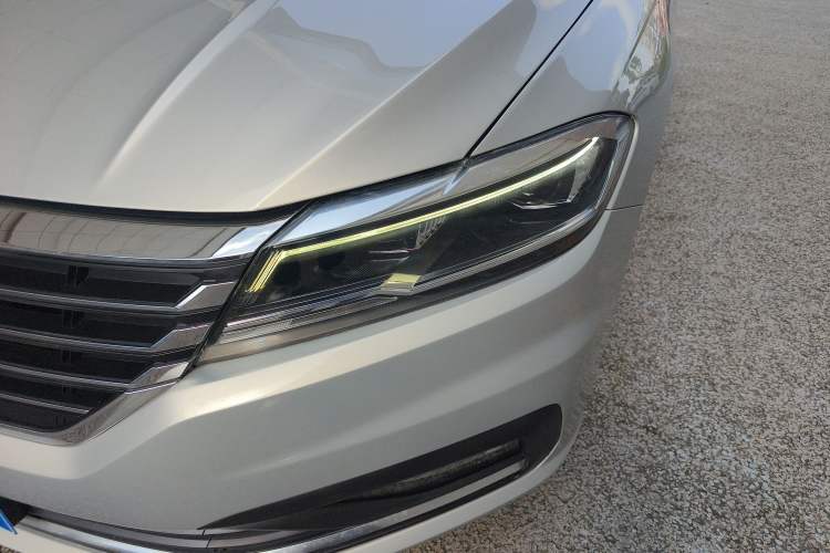 Used Volkswagen Lavida 2019 280TSI DSG Comfort Edition China VI standard Left Front Headlight