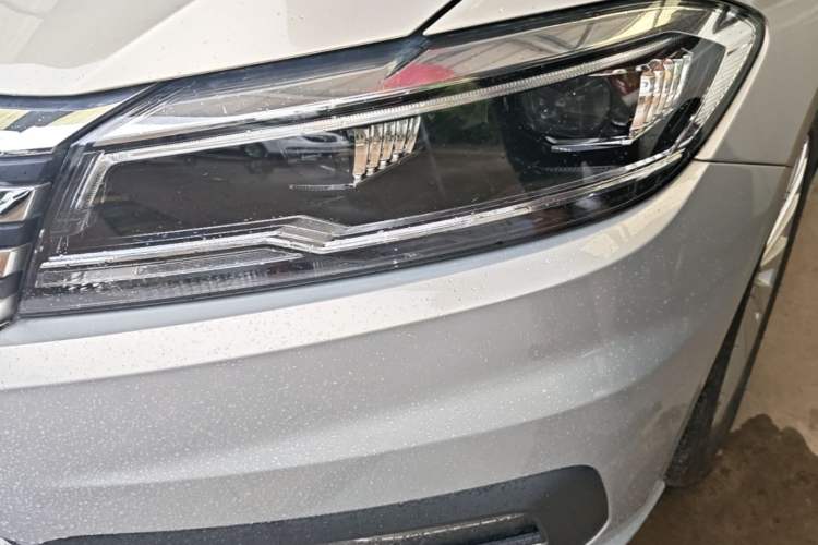 Used Volkswagen Lavida 2019 1.5L Automatic Comfort Edition China VI Standard Left Front Headlight