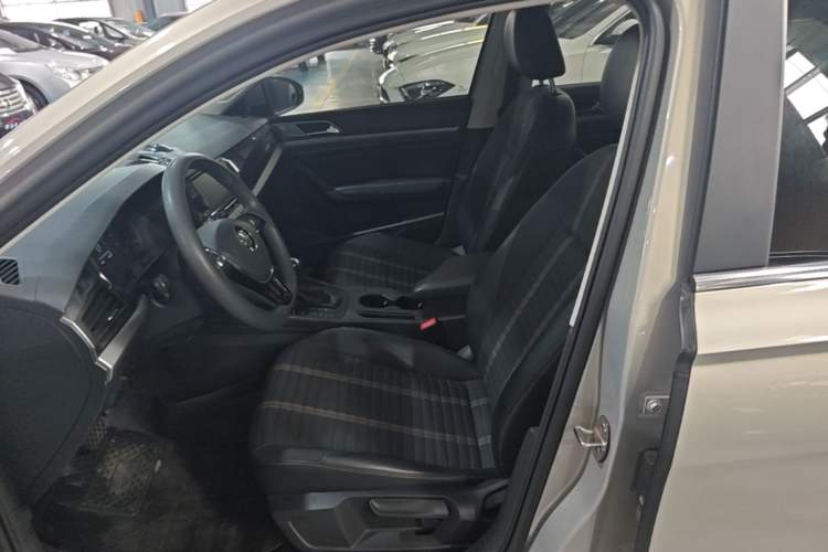 Used Volkswagen Lavida 2019 280TSI DSG Comfort Edition China VI standard Left Front Seat