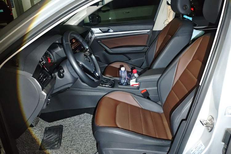 Used Volkswagen Lavida 2019 280TSI DSG Luxury Edition China VI Standard Left Front Seat