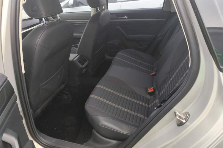 Used Volkswagen Lavida 2019 280TSI DSG Comfort Edition China VI standard Left Rear Seat