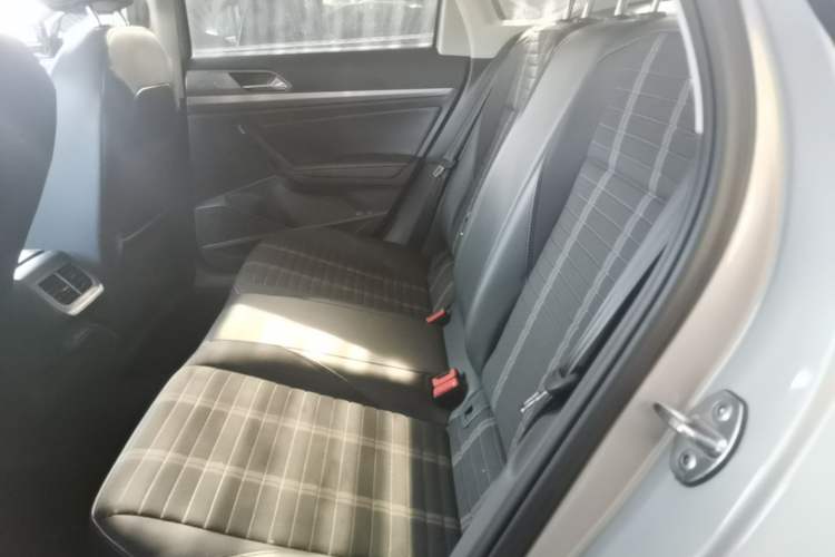 Used Volkswagen Lavida 2019 280TSI DSG Comfort Edition China VI standard Left Rear Seat