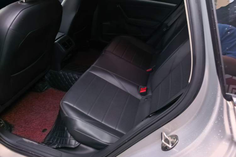 Used Volkswagen Lavida 2019 1.5L Automatic Comfort Edition China VI Standard Left Rear Seat