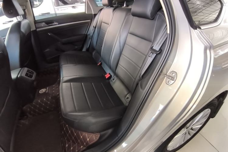 Used Volkswagen Lavida 2019 1.5L Automatic Comfort Edition China VI Standard Left Rear Seat
