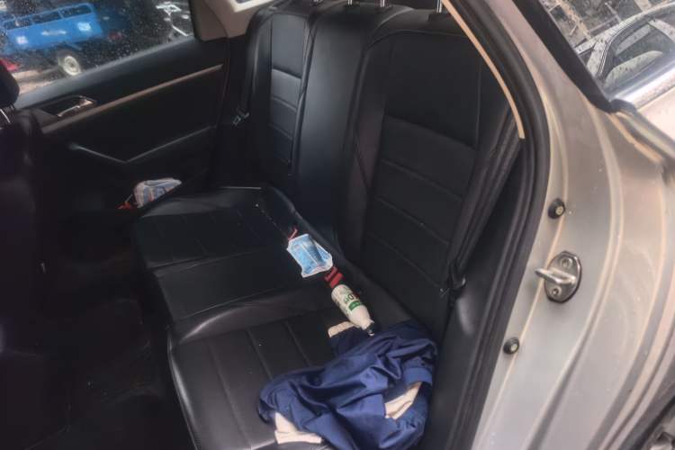 Used Volkswagen Lavida 2019 1.5L Automatic Comfort Edition China VI Standard Left Rear Seat