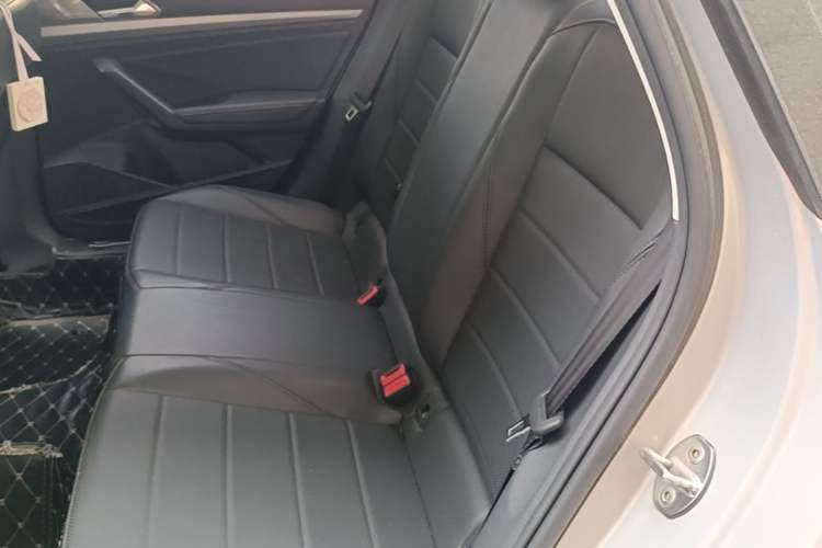Used Volkswagen Lavida 2019 1.5L Automatic Comfort Edition China VI Standard Left Rear Seat