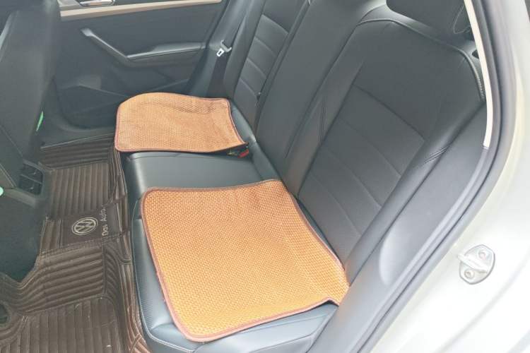 Used Volkswagen Lavida 2019 1.5L Automatic Comfort Edition China VI Standard Left Rear Seat