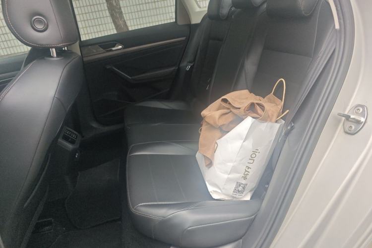 Used Volkswagen Lavida 2019 1.5L Automatic Comfort Edition China VI Standard Left Rear Seat