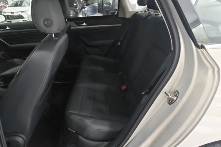 Used Volkswagen Lavida 2019 1.5L Automatic Comfort Edition China VI Standard Left Rear Seat