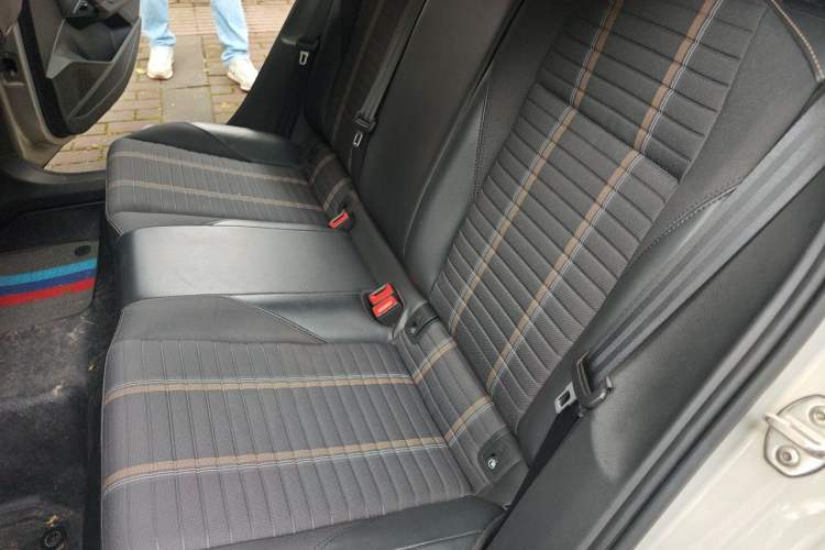 Used Volkswagen Lavida 2019 280TSI DSG Comfort Edition China VI standard Left Rear Seat