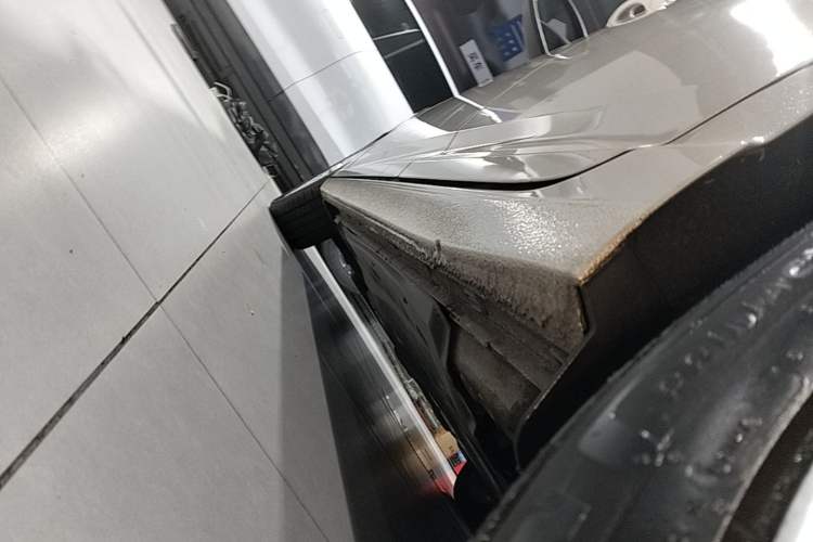 Used Volkswagen Lavida 2019 1.5L Automatic Comfort Edition China VI Standard Left Side Sill