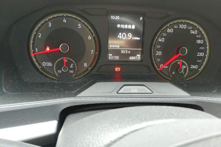 Used Volkswagen Lavida 2019 1.5L Automatic Fashion Edition China VI Odometer Close Up