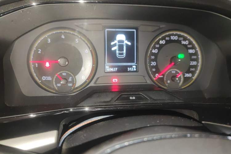 Used Volkswagen Lavida 2019 280TSI DSG Comfort Edition China VI standard Odometer Close Up