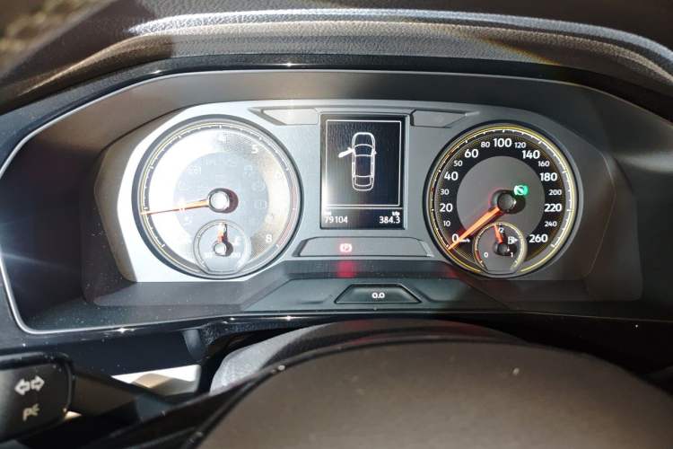 Used Volkswagen Lavida 2019 280TSI DSG Luxury Edition China VI Standard Odometer Close Up