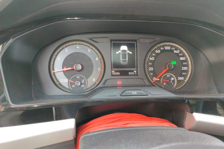 Used Volkswagen Lavida 2019 1.5L Automatic Comfort Edition China VI Standard Odometer Close Up