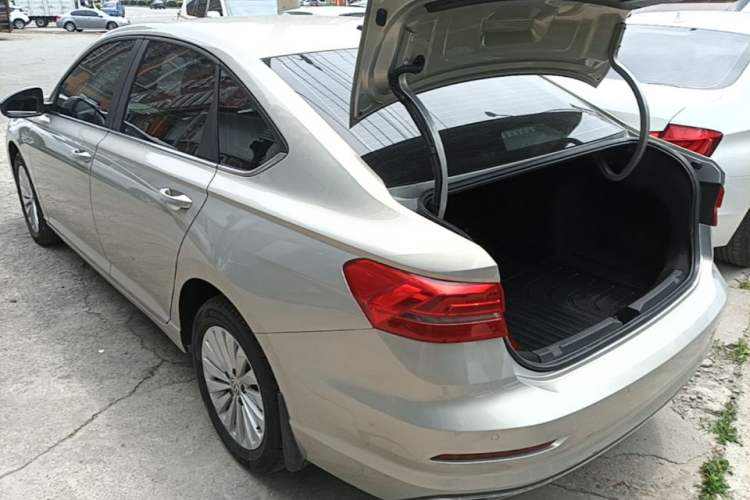 Used Volkswagen Lavida 2019 1.5L Automatic Vision Edition China VI Standard Rear Left 45 Deg
