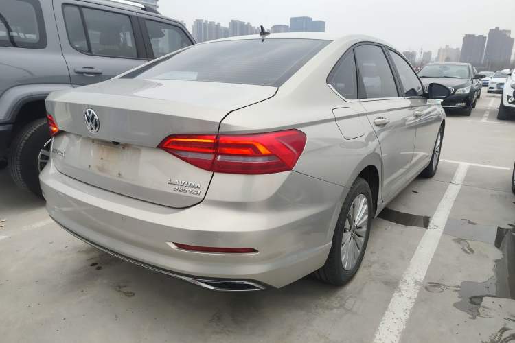 Used Volkswagen Lavida 2019 280TSI DSG Comfort Edition China VI standard Rear Right 45 Deg