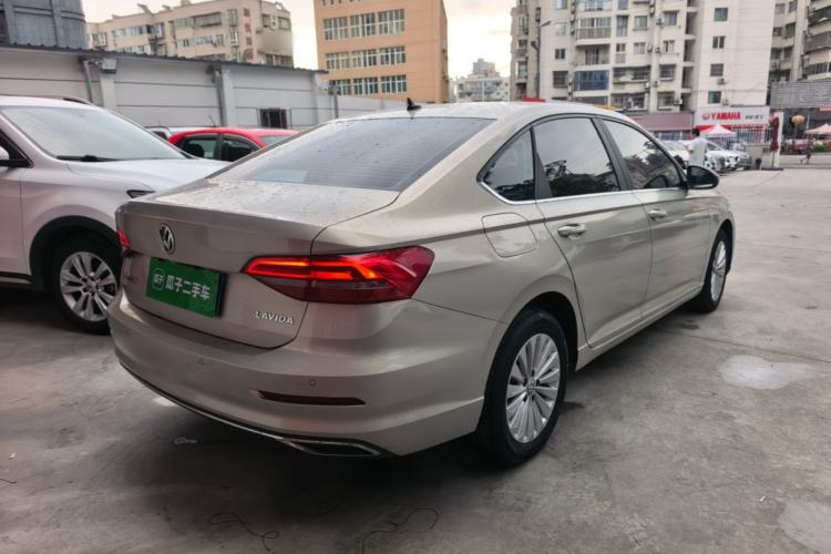 Used Volkswagen Lavida 2019 1.5L Automatic Comfort Edition China VI Standard Rear Right 45 Deg