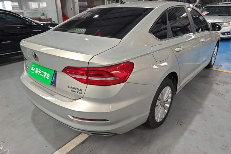 Used Volkswagen Lavida 2019 280TSI DSG Comfort Edition China VI standard Rear Right 45 Deg