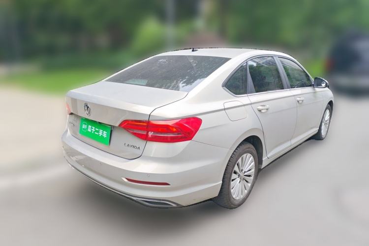 Used Volkswagen Lavida 2019 1.5L Automatic Comfort Edition China VI Standard Rear Right 45 Deg
