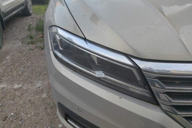 Used Volkswagen Lavida 2019 280TSI DSG Luxury Edition China VI Standard Right Front Headlight