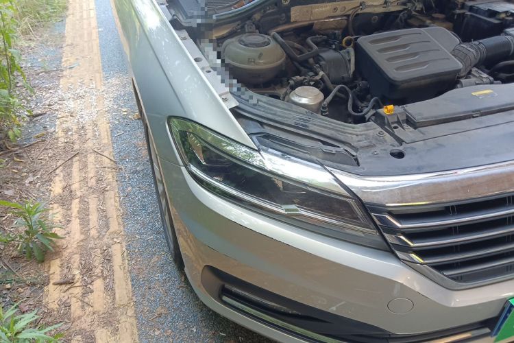Used Volkswagen Lavida 2019 1.5L Automatic Comfort Edition China VI Standard Right Front Headlight