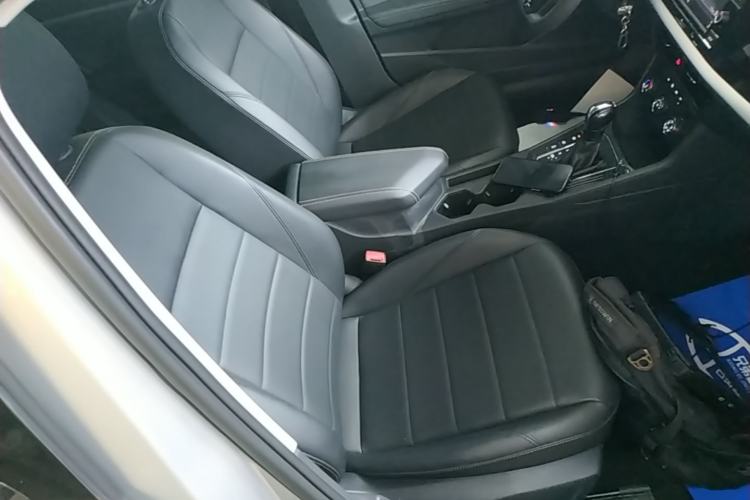 Used Volkswagen Lavida 2019 1.5L Automatic Comfort Edition China VI Standard Right Front Seat