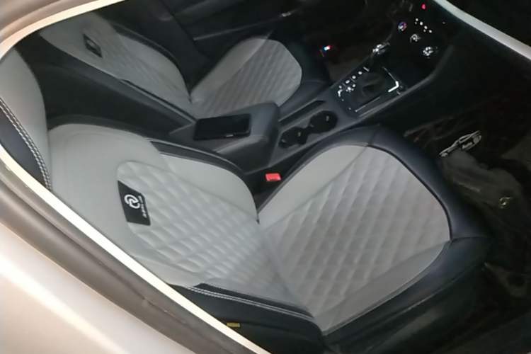 Used Volkswagen Lavida 2019 280TSI DSG Comfort Edition China VI standard Right Front Seat