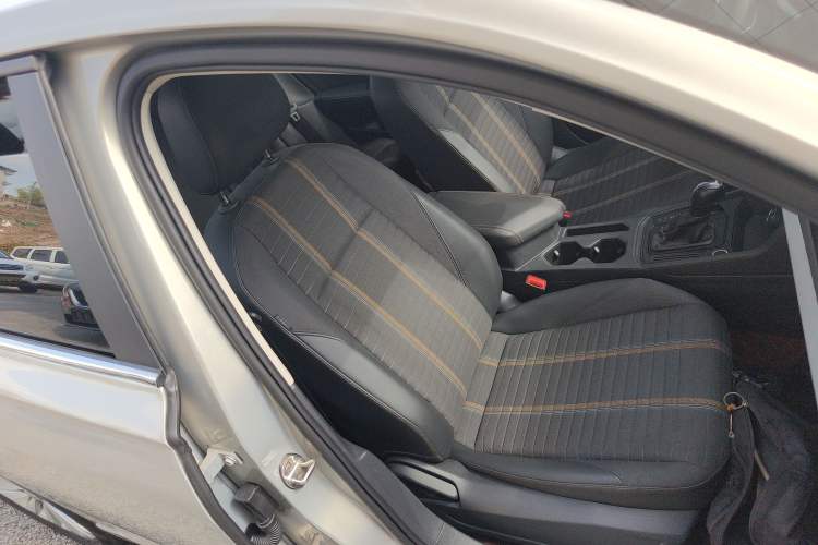 Used Volkswagen Lavida 2019 280TSI DSG Comfort Edition China VI standard Right Front Seat
