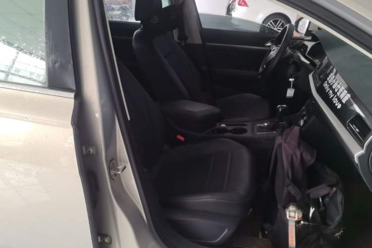 Used Volkswagen Lavida 2019 1.5L Automatic Comfort Edition China VI Standard Right Front Seat