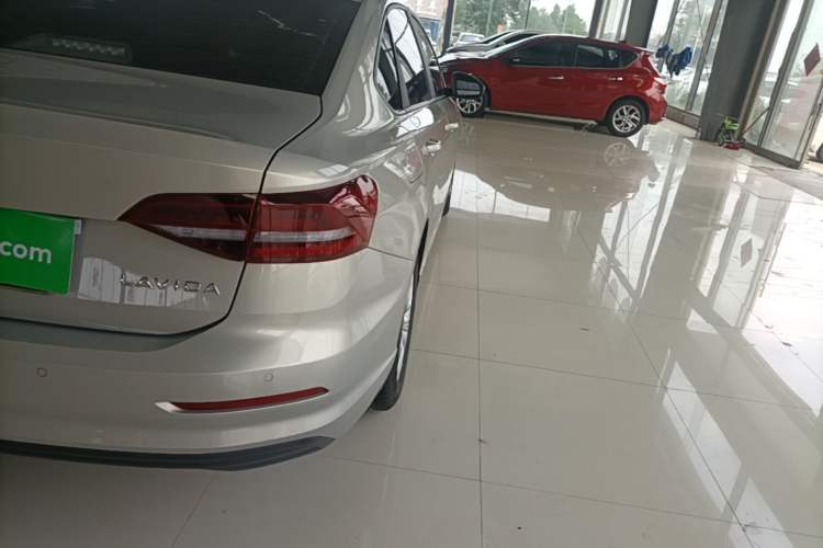 Used Volkswagen Lavida 2019 1.5L Automatic Comfort Edition China VI Standard Right Rear Taillight