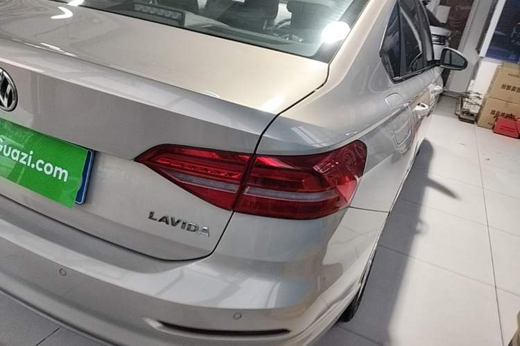 Used Volkswagen Lavida 2019 1.5L Automatic Comfort Edition China VI Standard Right Rear Taillight
