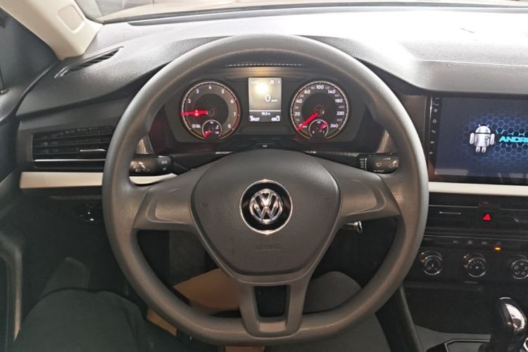 Used Volkswagen Lavida 2019 1.5L Automatic Fashion Edition China VI Steering Wheel