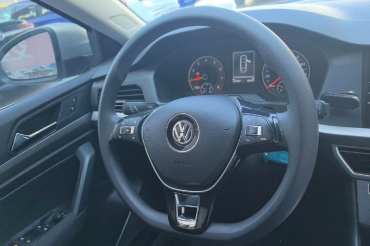 Used Volkswagen Lavida 2019 1.5L Automatic Fashion Edition China VI Steering Wheel