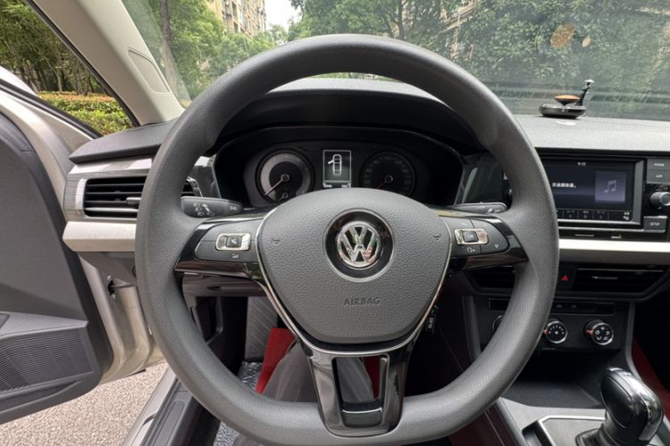 Used Volkswagen Lavida 2019 280TSI DSG Comfort Edition China VI standard Steering Wheel