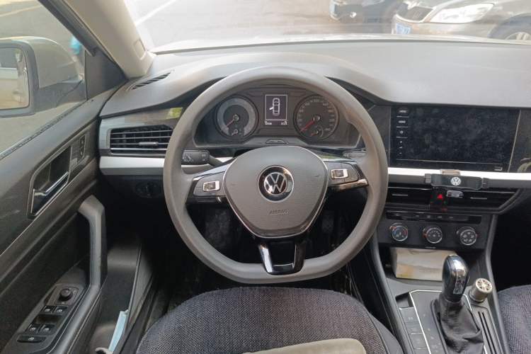Used Volkswagen Lavida 2019 1.5L Automatic Comfort Edition China VI Standard Steering Wheel
